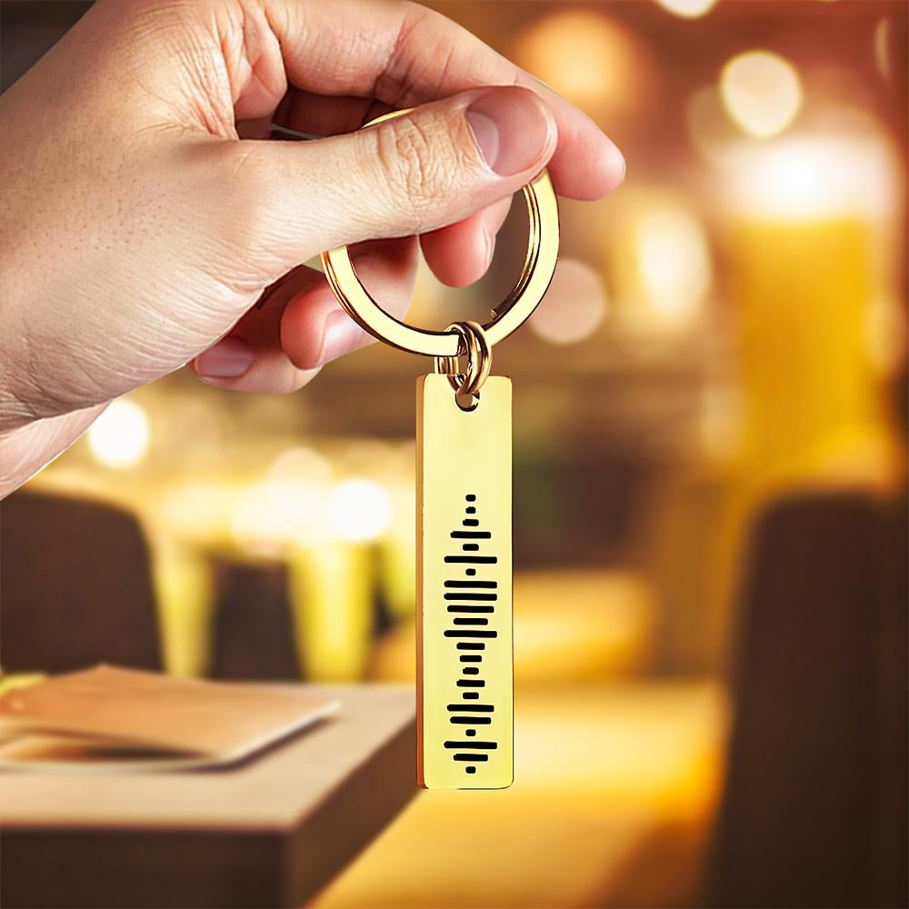 Polished edge close-up of engraved stainless steel bar keyring highlighting smooth finish, no sharp edges and corrosion-resistant plating