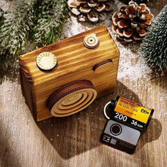 Vintage Wooden Camera Box Keychain for Film Rolls – A Unique Gift for Photography Enthusiasts