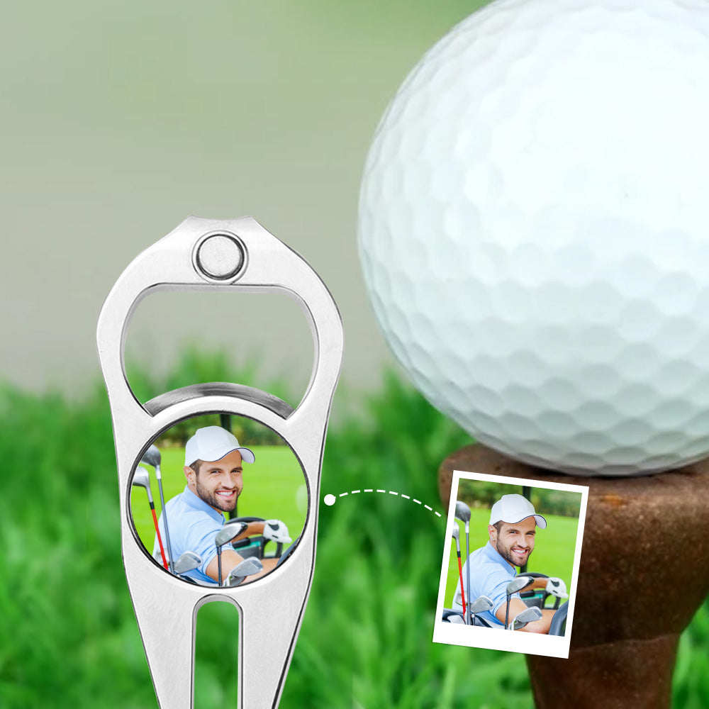 Magnetic golf ball marker showing magnetic backing and club-holder function – personalised photo golf marker that doubles as a bottle opener
