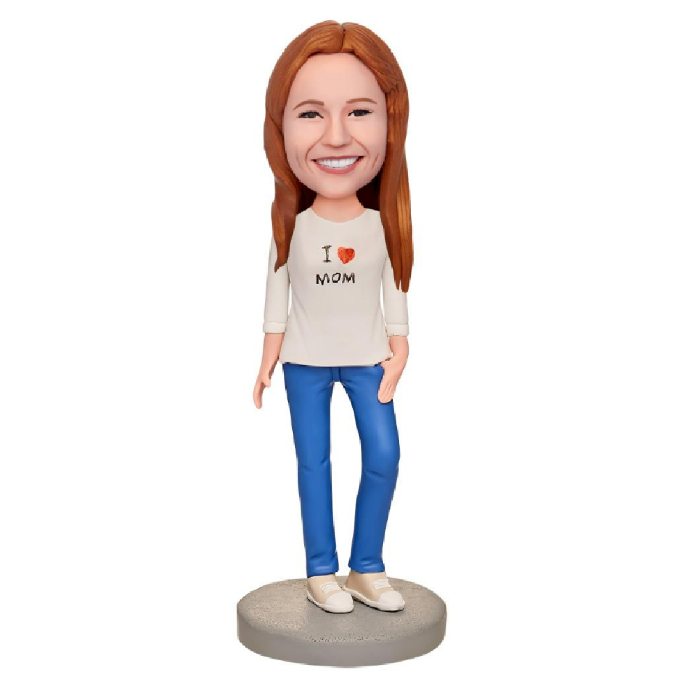 Handmade I Love My Mum personalised bobblehead with engraved text on the base, polymer clay custom bobblehead gift for mum — perfect personalised Mother's Day gift (UK & Australia)
