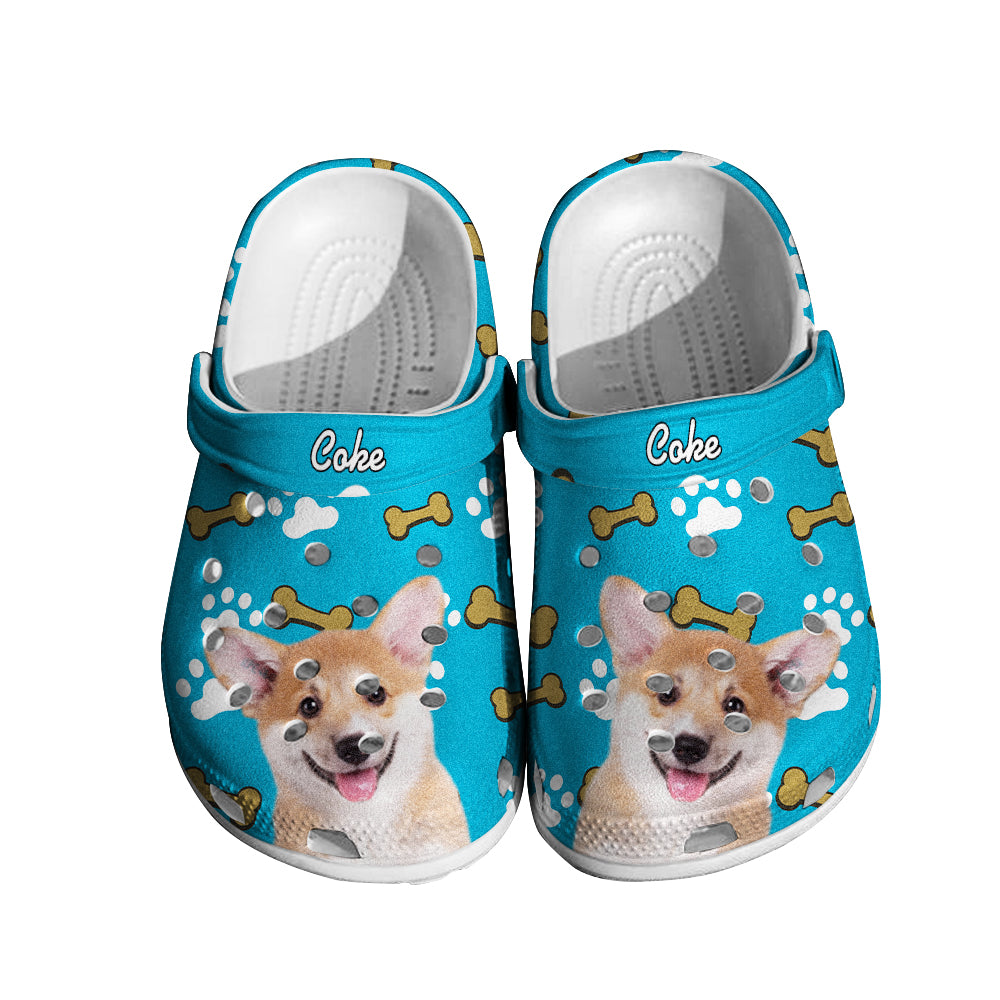 Close‑up of custom pet face and name print on rubber clog – personalised gift for pet owners