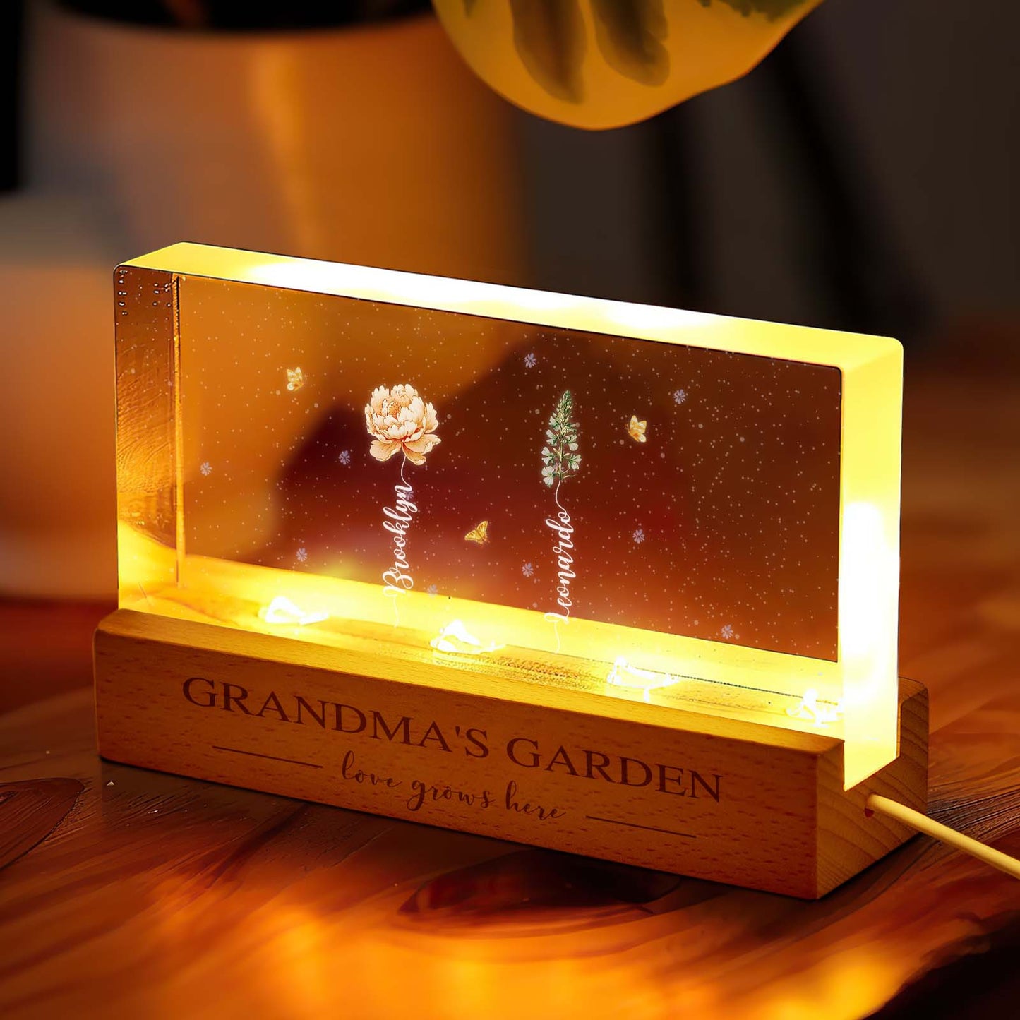 Product dimensions and scale for personalised LED acrylic night light — W15×H7×T2cm for bedside or shelf