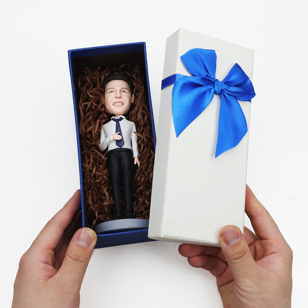 Handmade personalised man on the toilet custom bobblehead – polymer clay photo bobble head, full front view, ideal gag gift