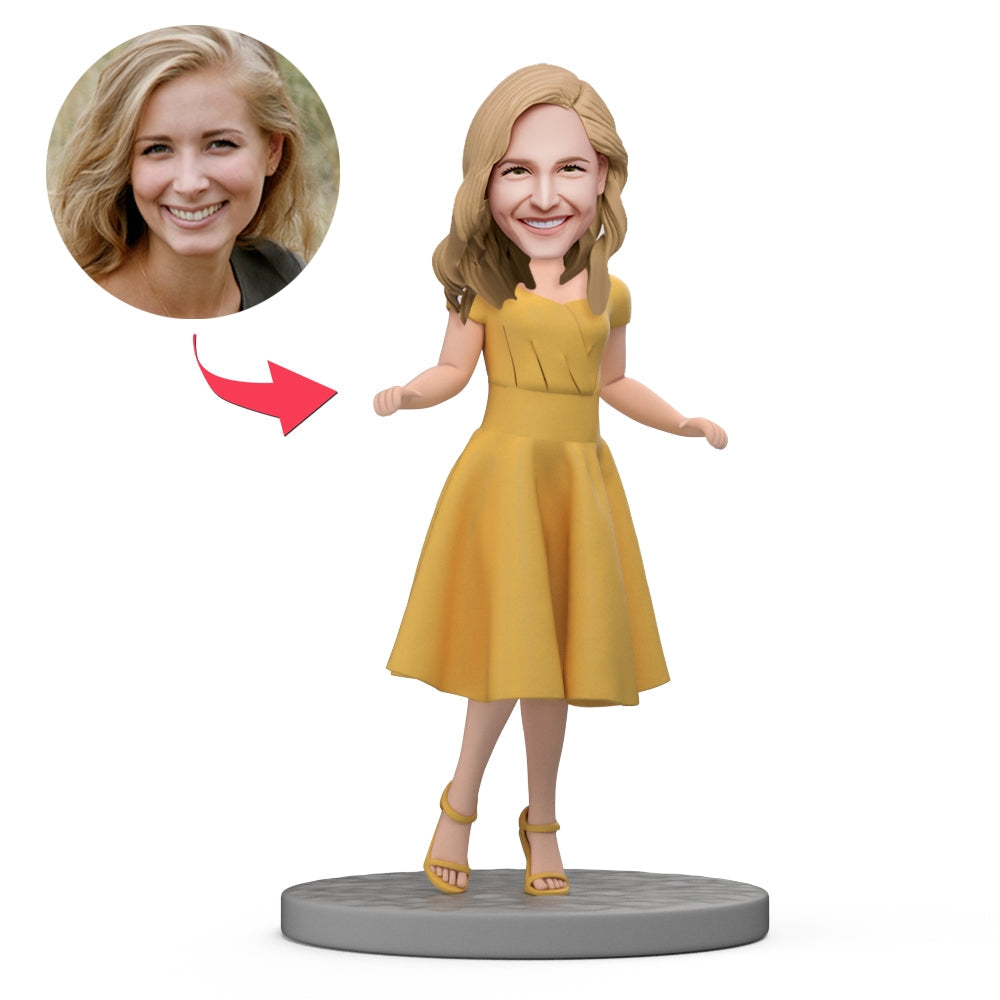 Personalised Mother's Day bobblehead of a young mum — handcrafted polymer clay custom bobblehead gift with personalised head and chosen hairstyle