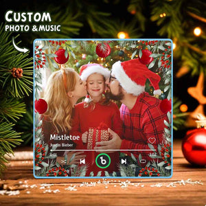 FridgeBeats Framed Personalized Family Photo Music Fridge Magnet Christmas Gifts for Family Custom Music Magnets Can Play Songs