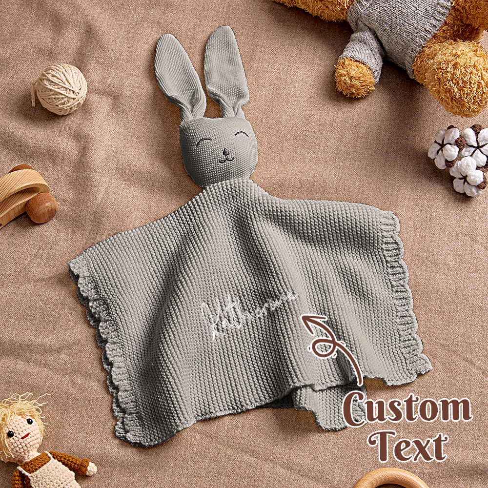 Face of the bunny motif on the towel’s soft cotton surface.
