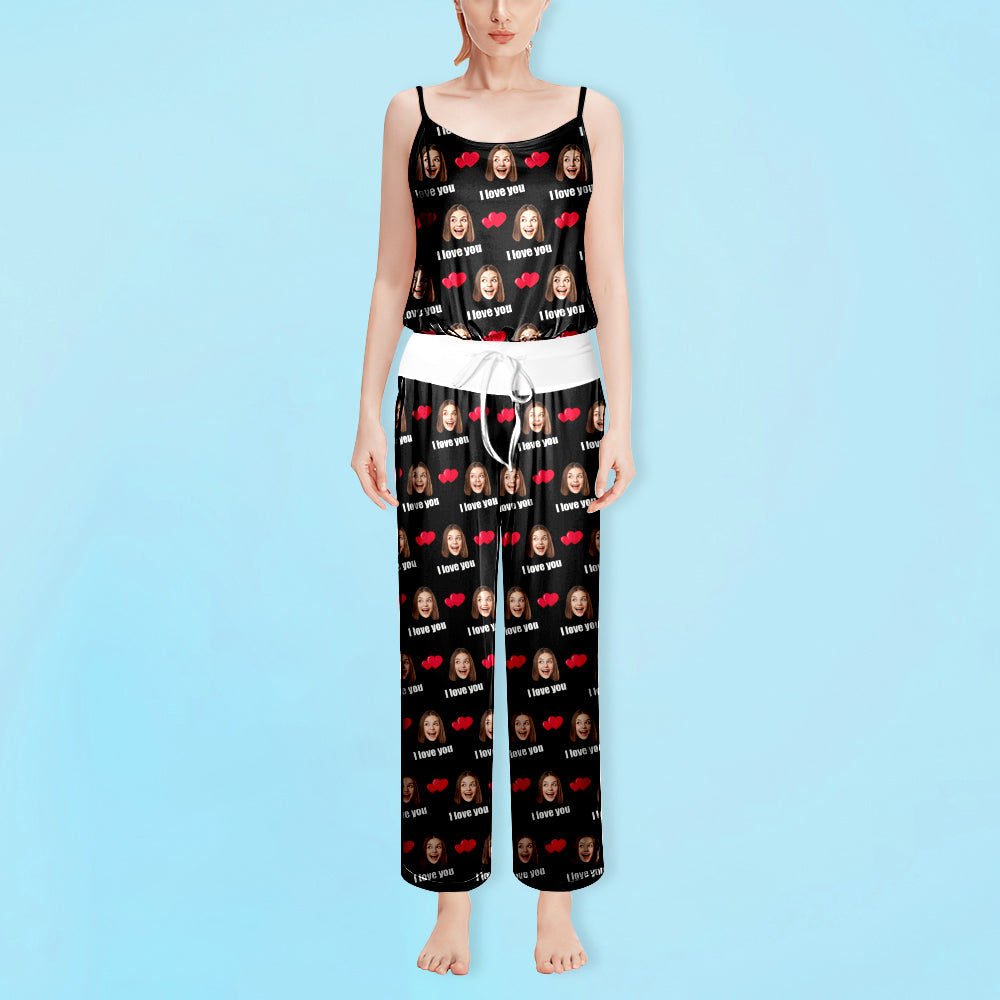Personalised pyjamas gift presentation – custom sleepwear set with face photo, shown as a thoughtful personalised gift