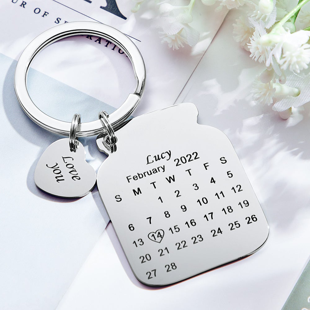 Personalised anniversary keychain with heart photo insert and engraved calendar — stainless steel keepsake ideal for Valentine's Day or wedding gifts