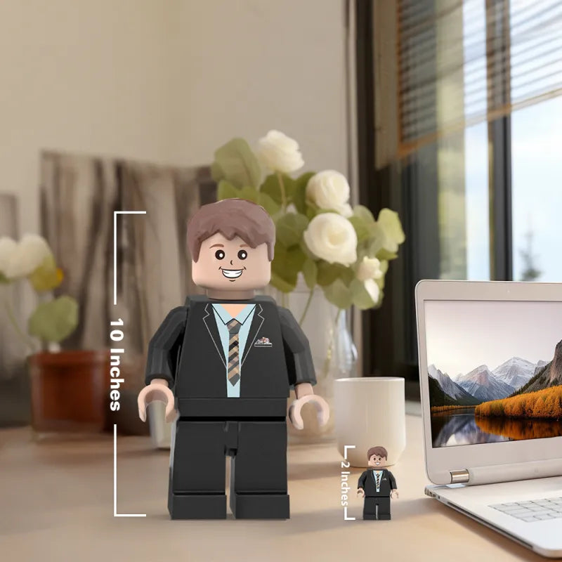 Side view showing personalised clothing details and accurate hairstyle on a 3D printed minifig