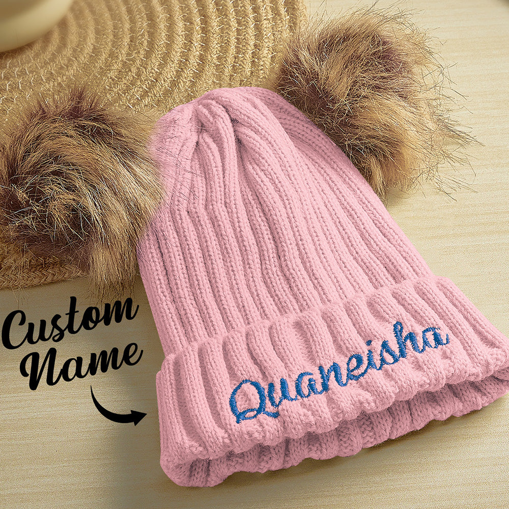 Size comparison of personalised parent‑child beanie hats — adult and baby dimensions shown for the knitted Orlon set