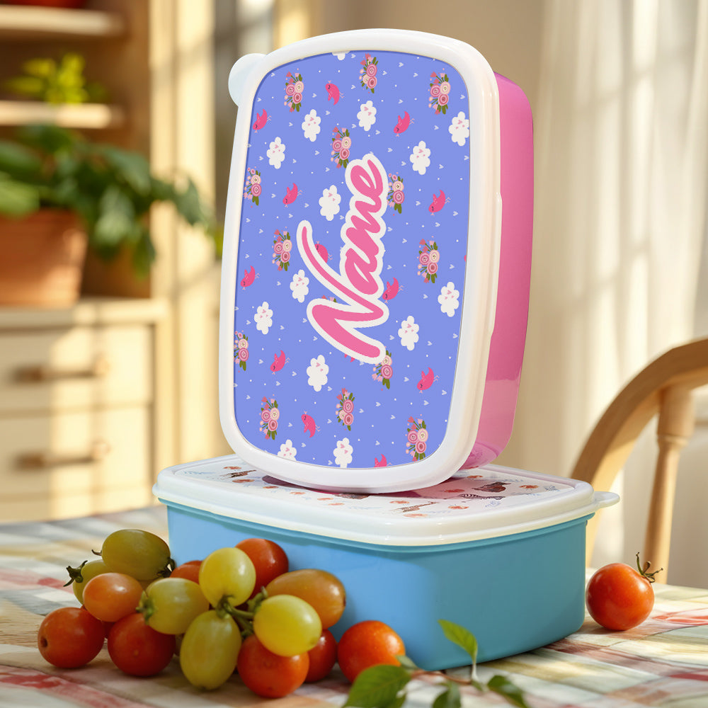 Compact personalised lunch box shown next to a school bag for scale – 18.5cm x 13cm x 6cm, ideal for toddlers and primary school children