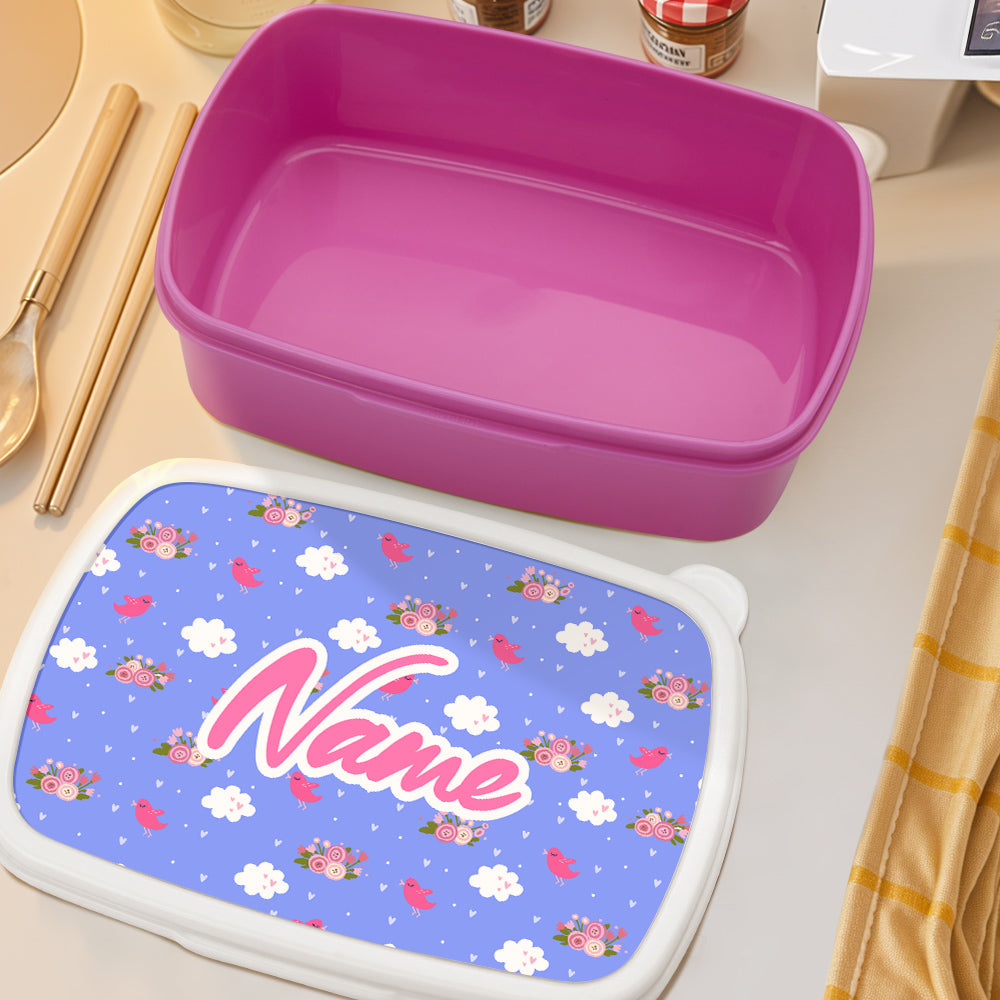Close up of personalised cartoon lid showing custom name text – perfect personalised name lunch box for birthdays