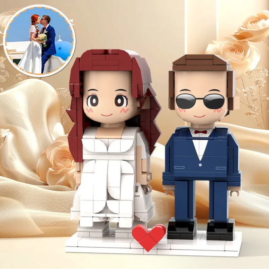 Customised full‑body 2‑person Duddu brick figures – personalised couple keepsake in Light Nougat skin, front view