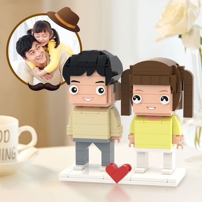 Personalised couple brick figures – custom 2 people Lego-style toy with detailed faces and outfits, 10cm ABS figures perfect as a Father's Day gift