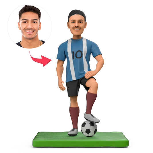 Personalised World Cup Messi bobblehead in Argentina blue jersey — custom engraved football figure, front view showing full body pose and base engraving option