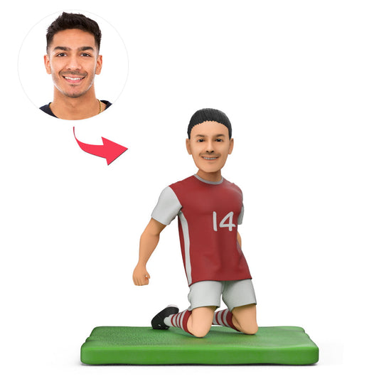 Monaco Henry Classic kneeling World Cup personalised bobblehead in polymer clay, customised head with engraved base — perfect football gift