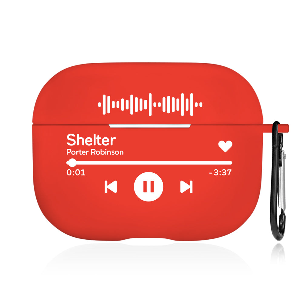Engraved name example on the Personalised Photo AirPods Case to illustrate the custom text option