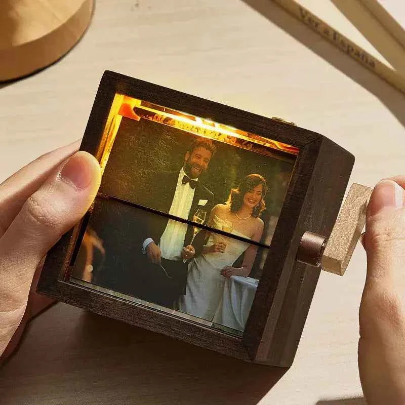 Custom Hand-cranked Flipbook Frame Animation Machine Valentine's Day Gift Mechanical Hand Motion Photo Album Black Walnut Handicrafts