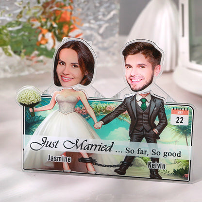 Personalised Face Newlywed Couple Shaking Head Standee | Fun Wedding Gift