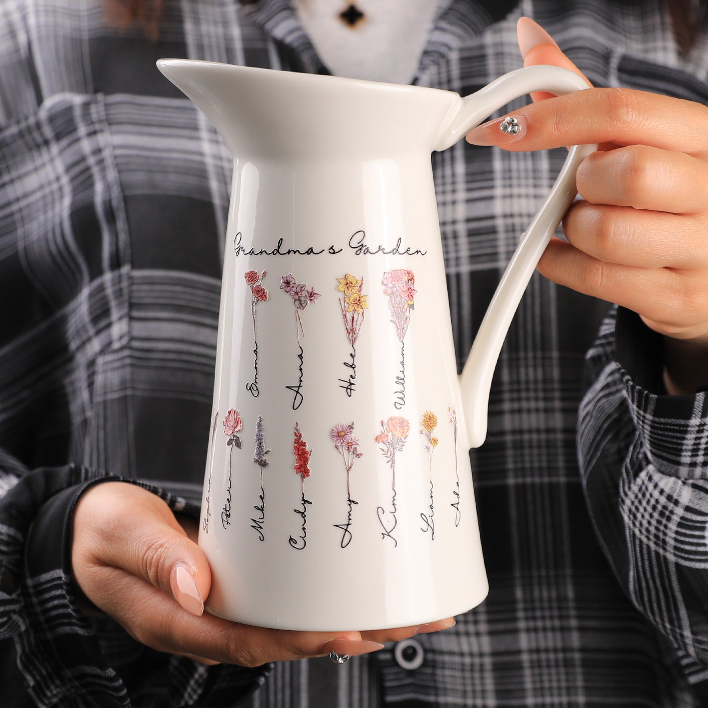 Personalised Birth Flower Ceramic Vase - Custom Home Decor Gift for Mum & Grandma