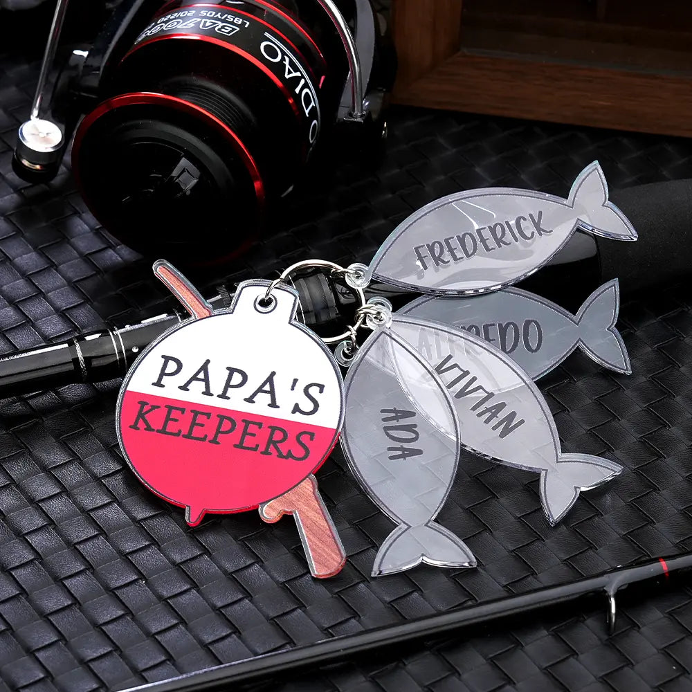 Measurement shot showing fishing rod 8cm×7.5cm and fish 8cm×3.1cm — size guide for personalised fishing keyring