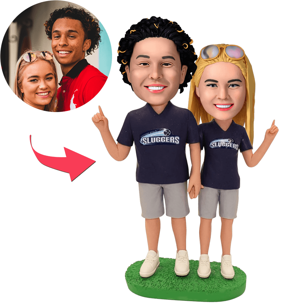 Custom football couple bobblehead with engraved text — personalised gift for fans, handcrafted polymer clay figurines in matching kits