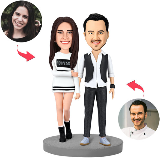 Personalised modern couple bobblehead polymer clay figurine with engraved base — custom bobble head ideal as an engraved couple gift for weddings and anniversaries