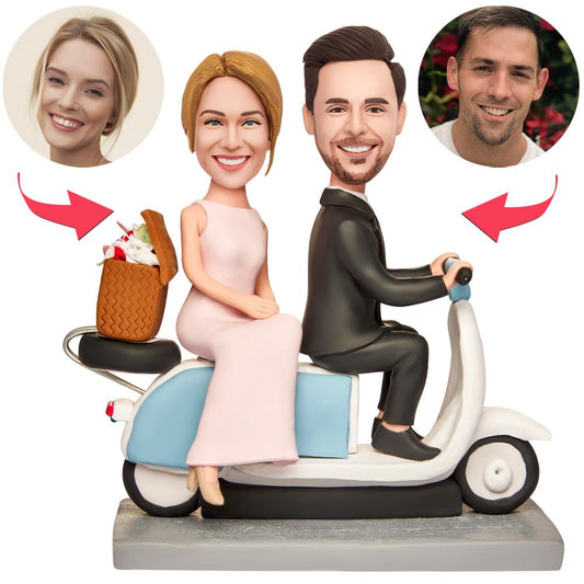 Custom bobblehead wedding gift – personalised couple figurine in premium polymer clay with engraved base, handcrafted honeymoon keepsake