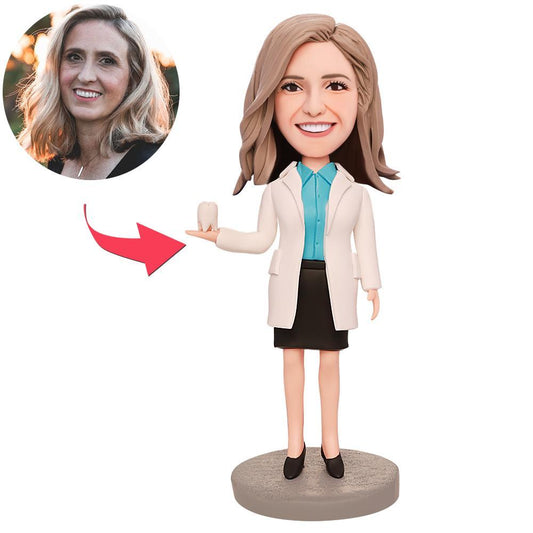 Handmade personalised female dentist bobblehead – polymer clay custom head sculpted from your photo with engraved base, perfect clinic desk ornament and graduation gift