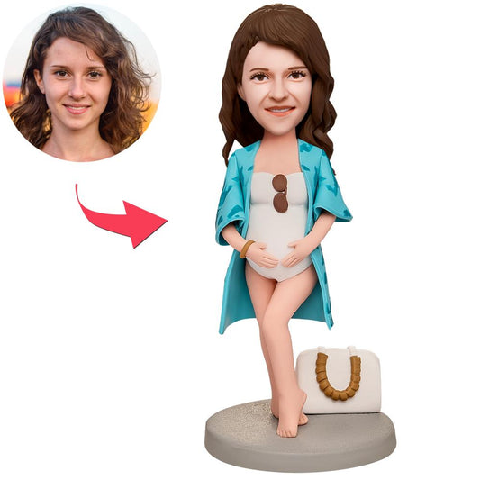 Personalised fashion maternity polymer clay bobblehead, full‑length standing figure with engraved text on base — custom maternity bobblehead and pregnancy keepsake.