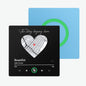 Charging detail of FridgeBeats New 4.0 custom music magnet — USB charging port, 30-minute charge for 4–6 hours playback