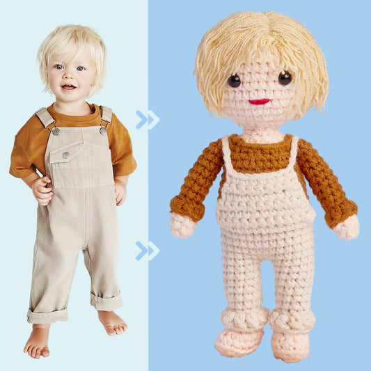 Custom crochet doll 10cm personalised handmade mini look-alike gift, handwoven miniature with detailed facial features and outfit