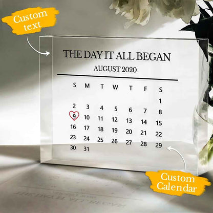 Ornamented anniversary gifts that can be customized with special dates and copywriting