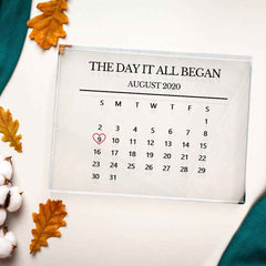 Ornamented anniversary gifts that can be customized with special dates and copywriting