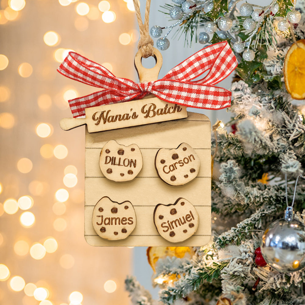 Personalised Family Name Christmas Cookie Ornament - Custom Wooden Tree Decoration