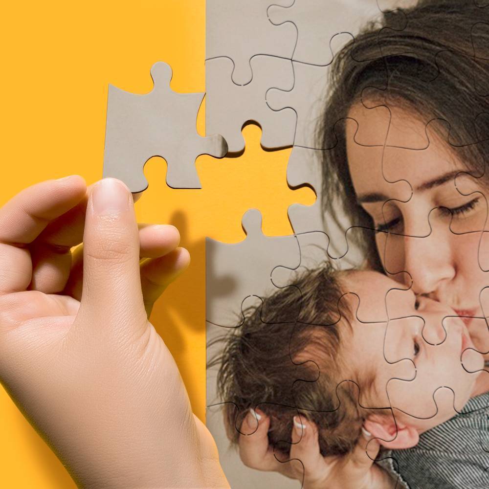 Size guide infographic for personalised cardboard jigsaw puzzle — six sizes from 35 to 1500 pieces with measurements, perfect for beginners to advanced puzzlers