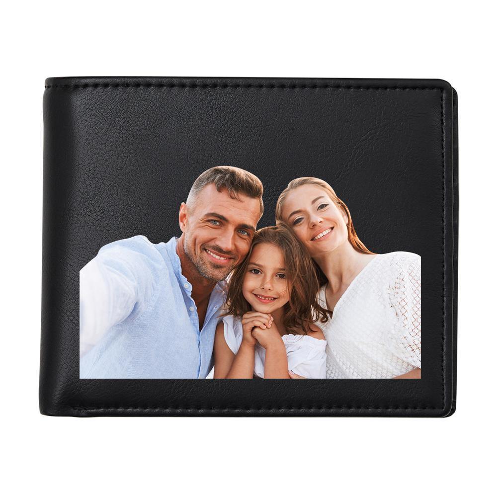 Slim anti-theft men's wallet closed, pocket-friendly 12×10×1.5cm size with secure closure and fine textured PU leather