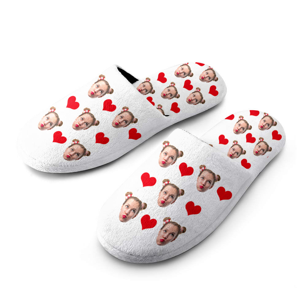 Textured TPR sole close‑up for personalised slippers – waterproof, floor‑friendly and non‑slip for indoor and outdoor wear