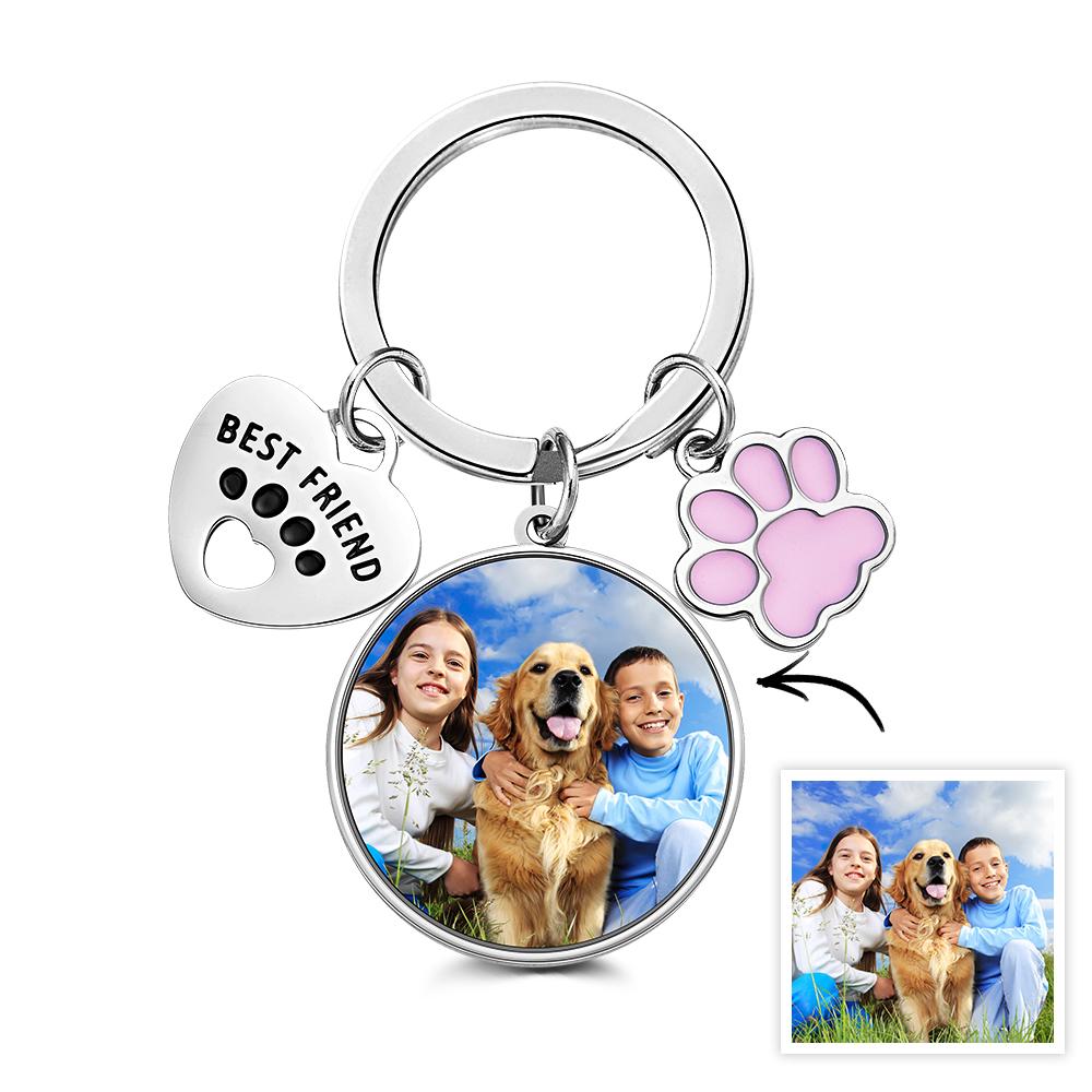 Custom photo keyring showing optional personalised text and a pet portrait sample — unique personalised keepsake for birthdays and Mother’s Day