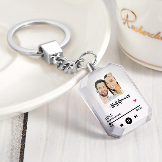 Personalised crystal photo keyring with scannable code – clear double-sided crystal pendant with UV-printed photo and sturdy key ring, ideal personalised keepsake