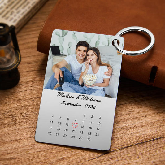 Personalised photo calendar keychain stainless steel custom keyring with engraved name clear photo insert and mini calendar perfect Valentine’s and anniversary gift