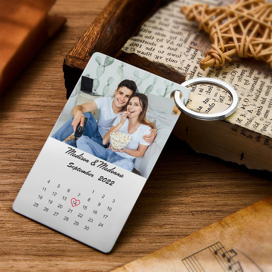 Personalised photo calendar keychain stainless steel custom keyring with engraved name clear photo insert and mini calendar perfect Valentine’s and anniversary gift