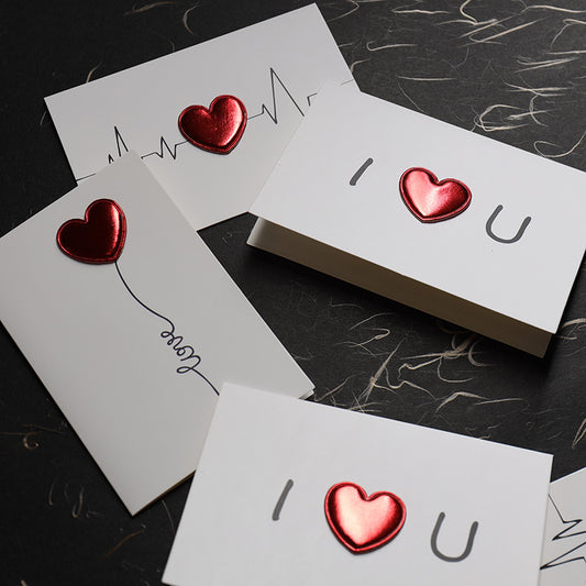 Love Greeting Cards three-dimensional heartbeat creative set of 3 displayed 10×15 cm showing heartbeat line with red heart, floating heart balloon and I♥U typography – romantic valentine's and anniversary cards