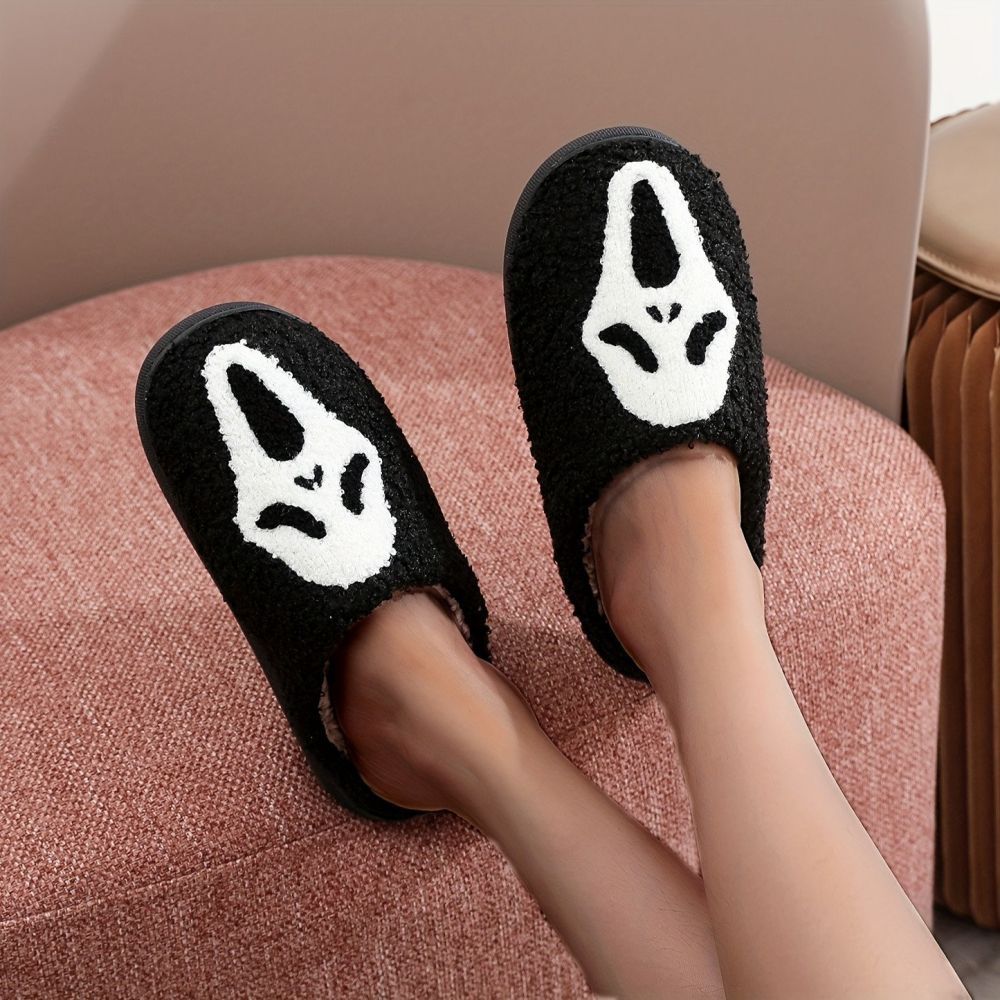 Halloween Ghost Plush Slippers front view soft white plush novelty ghost design unisex cosy home slippers ideal Halloween gift