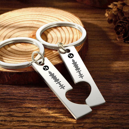 Close-up of personalised Spotify music code keyring with 3D engraved scan code and heart cut-out on stainless steel keychain – ideal gift for friends