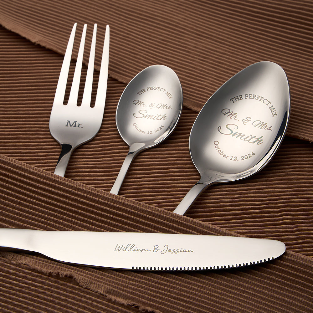 Personalised Mr & Mrs Wedding Forks Set - Engraved Wedding Tableware Gift
