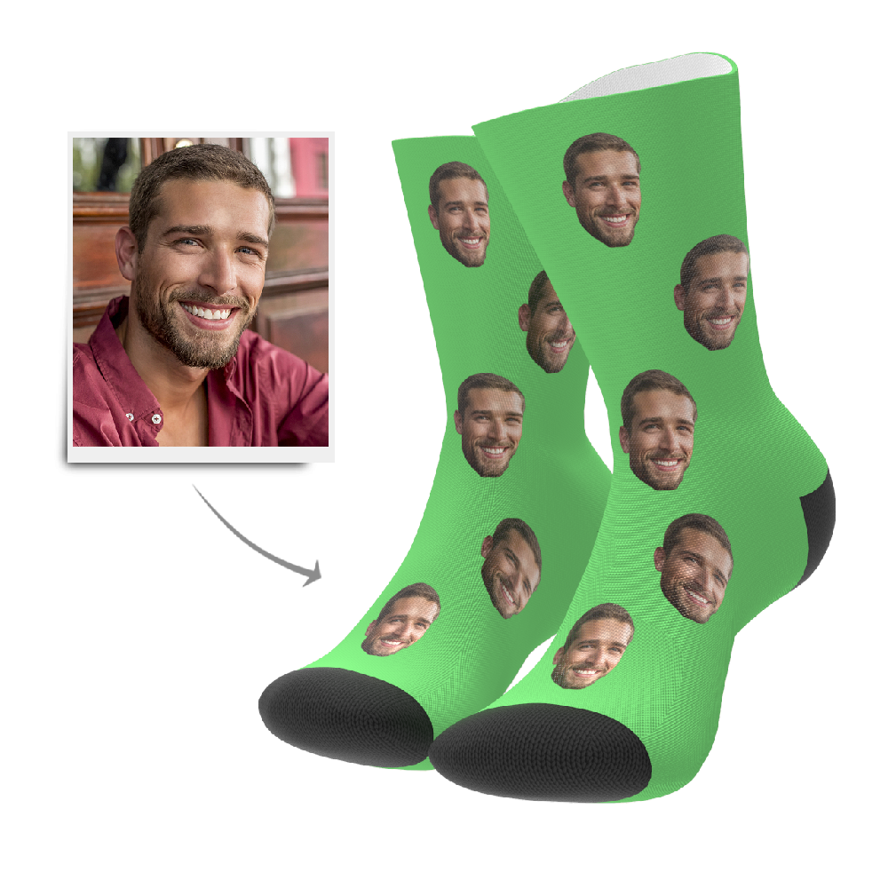 Size guide for Custom Face Socks — S (child), M (woman), L (man) with foot lengths for personalised socks