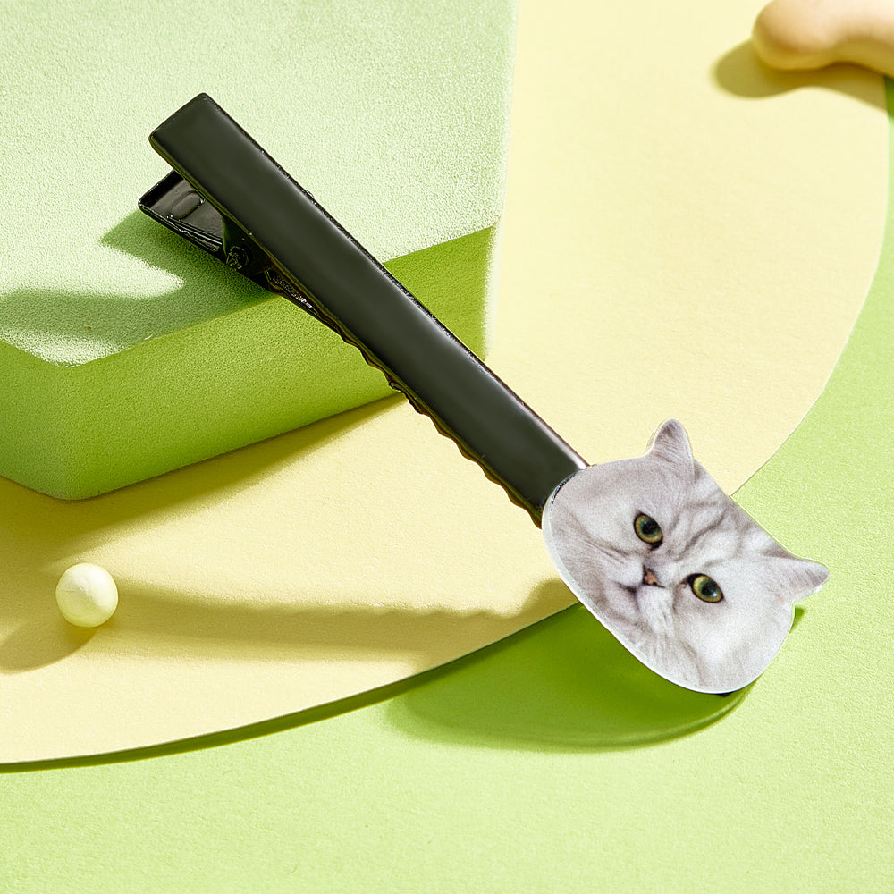 Gift-ready personalised pet portrait hair clip presented as a custom keepsake — thoughtful present for family and friends