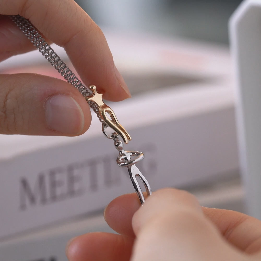 Trendy Hug Pendant Necklace - Personalised Valentine's Gift for Women