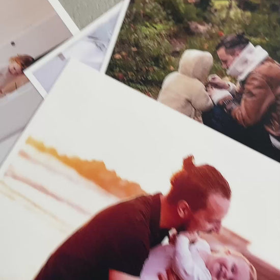 Personalised flipbook example with custom photos and optional text, illustrating the customisation process for weddings, Mother's Day and graduations